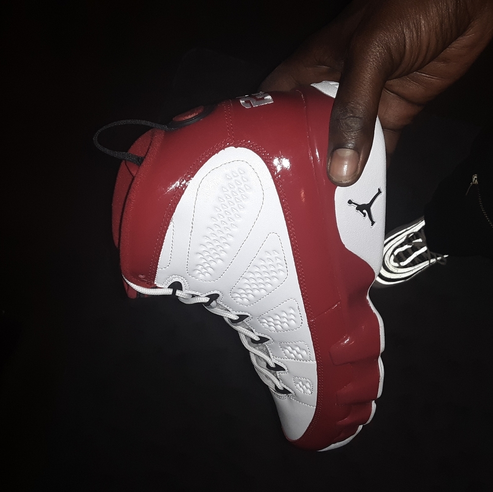 Jordan 9s size 10